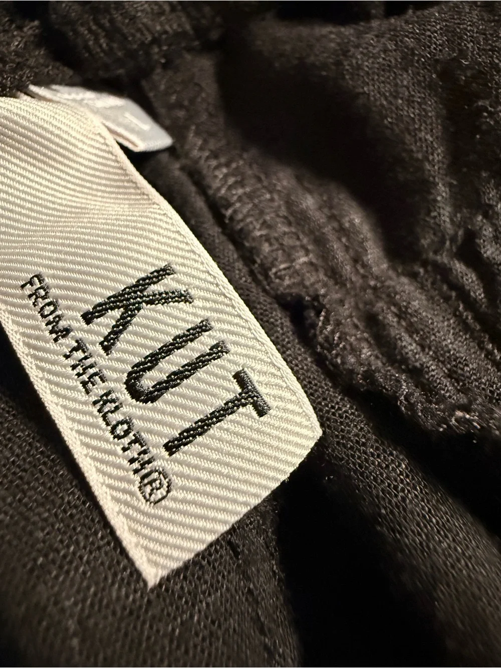Kut from the Kloth Black pants linen blend minimalist, coastal inseam 26 size L